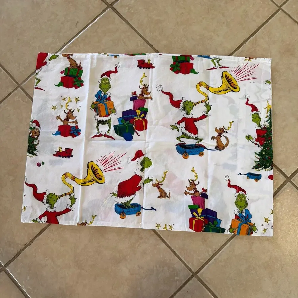 Pottery Barn Kids Dr Seuss The Grinch Christmas Holiday 3 Pc Toddler Sheet Set